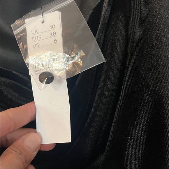 NWT - Topshop Elegant Black Long Sleeve Blouse - Picture 4 of 6